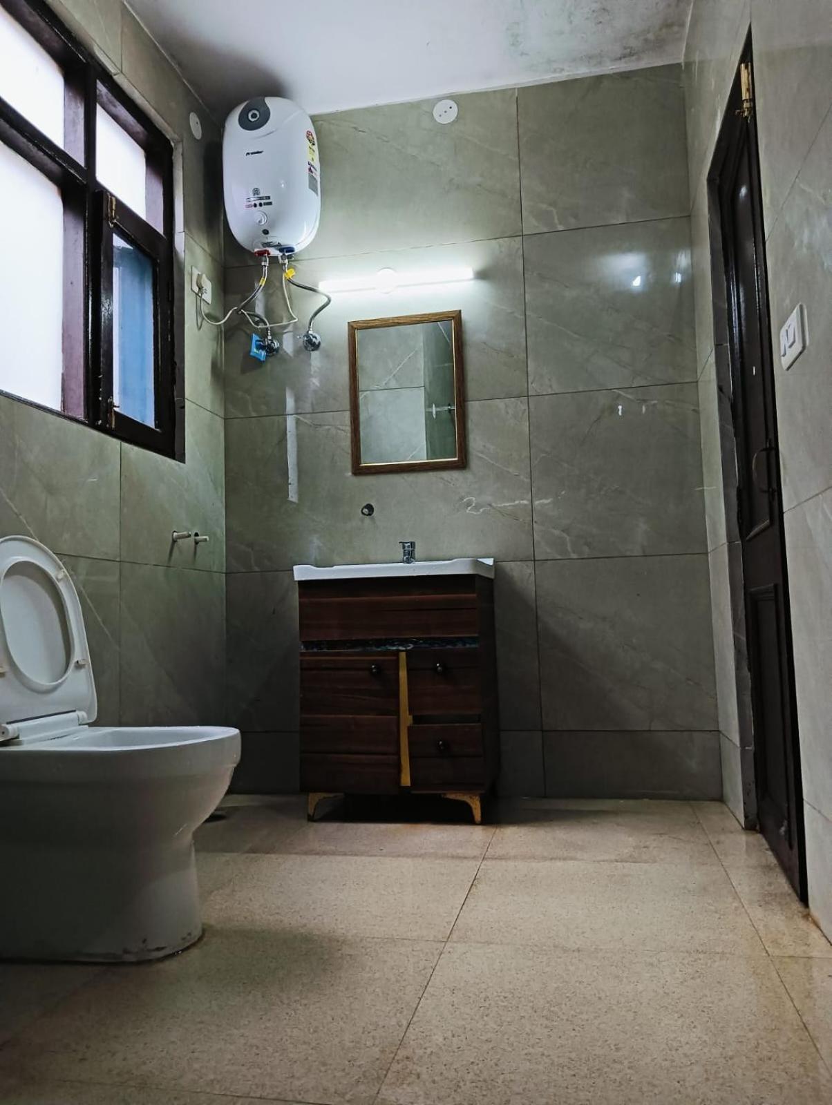 B&B Aston Shimla Hill'S エクステリア 写真