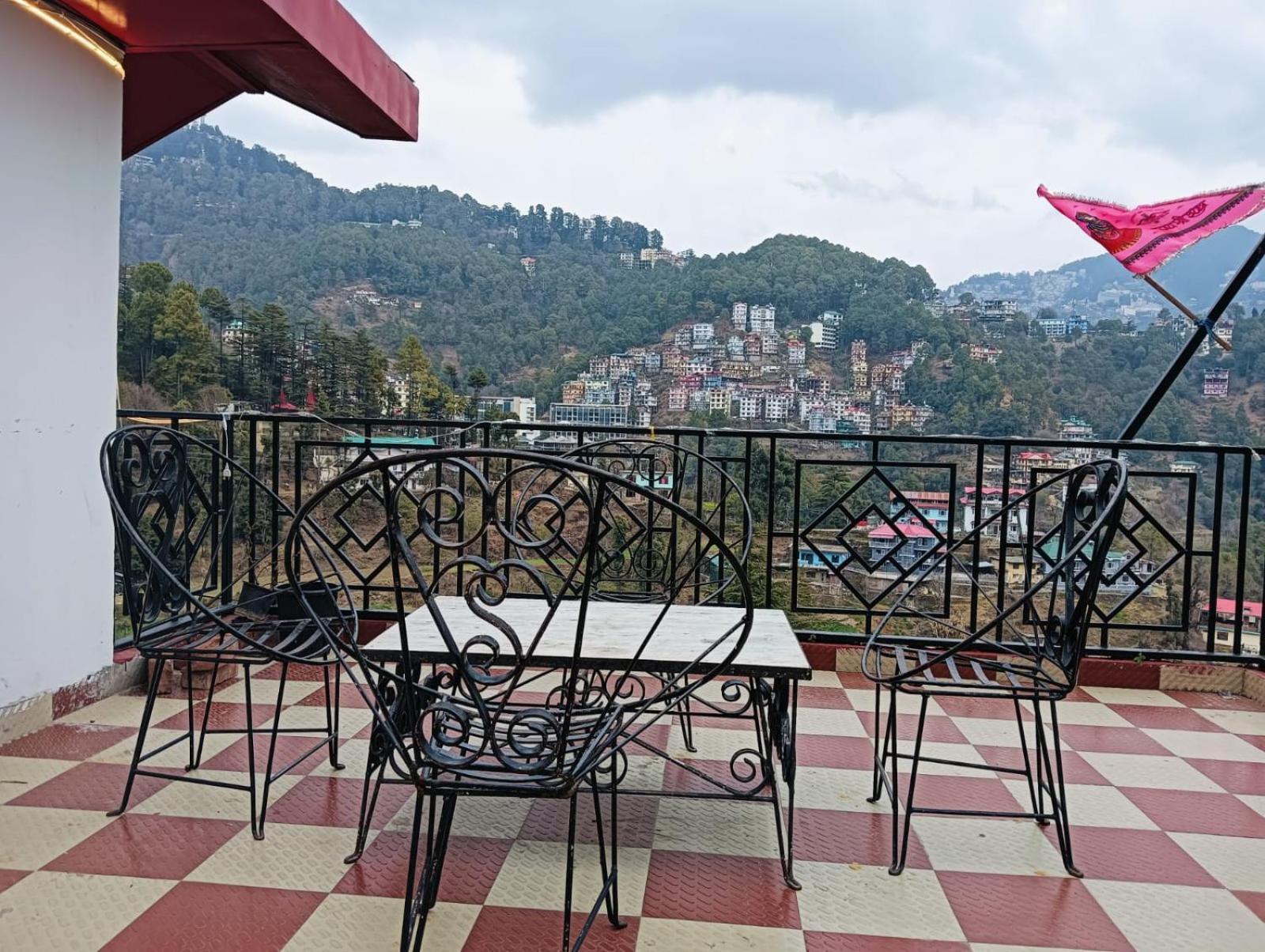 B&B Aston Shimla Hill'S エクステリア 写真
